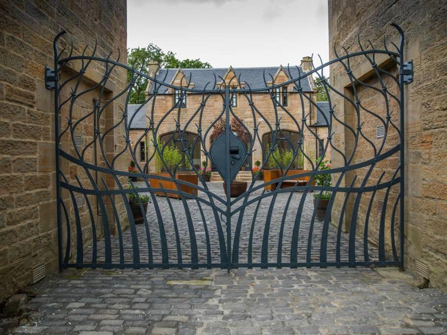 Stunning Edinburgh 1820S Stables Converted Studio Buitenkant foto